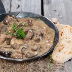 Jak zrobić sos z grzybów świeżych – prosty przepis, który zachwyci