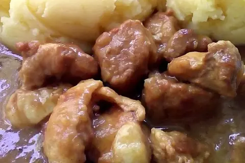 Jak zrobić sos z mięsa wieprzowego, który zachwyci Twoich gości