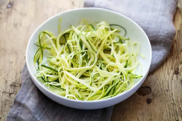 Jak zrobić spaghetti z cukinii – zdrowa alternatywa dla makaronu